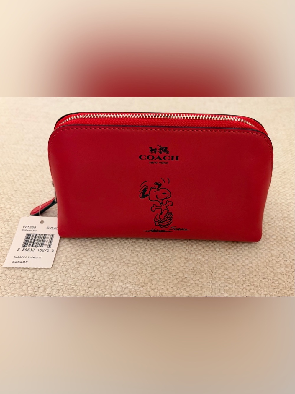 NWT/Rare Coach x Snoopy Red Leather Cosmetic Case/authentic